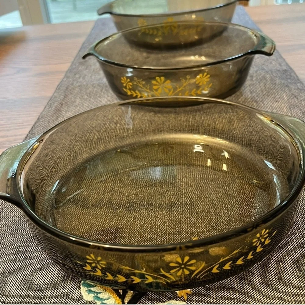 Vintage Set 3 Glass bake Jeanette Amber Yellow Daisy Ovenware